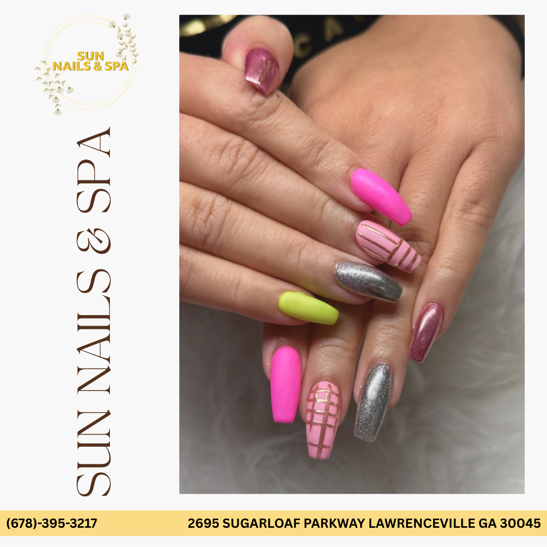 Sun Nails and Spa logo